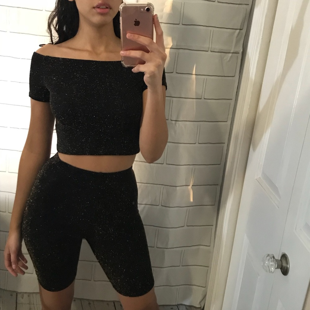 Bike short and off the shoulder co-ord
